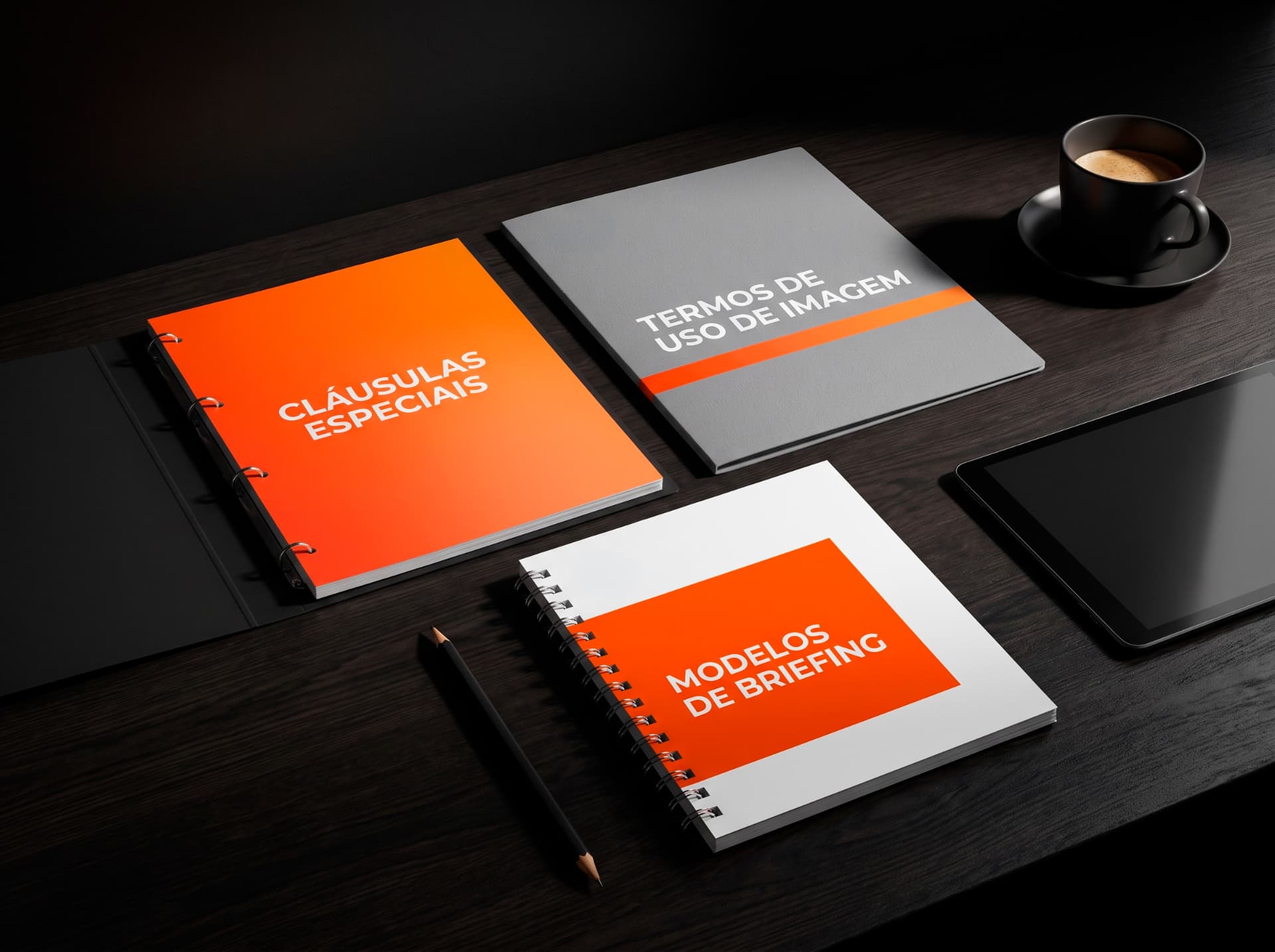 Apresentação visual dos materiais complementares: cláusulas especiais, termos de uso de imagem e modelos de briefing
